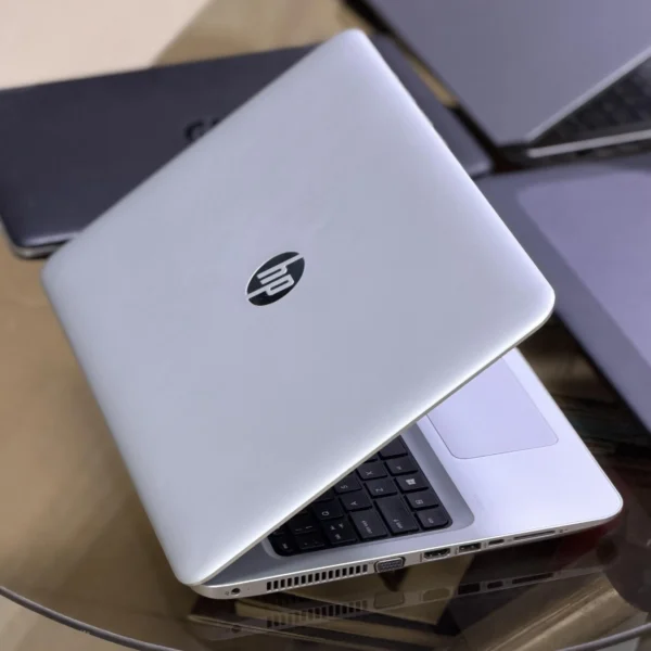 لپ تاب HP/PROBOOK 450 G4-I5.7200U-256GB-8GB-(UHD620-2GB)(15.6)-FHD